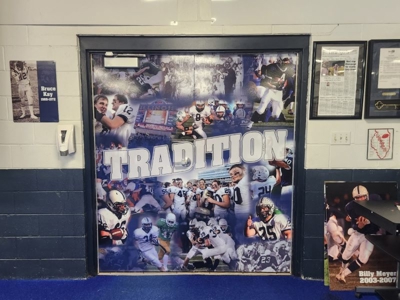 school branding Photo